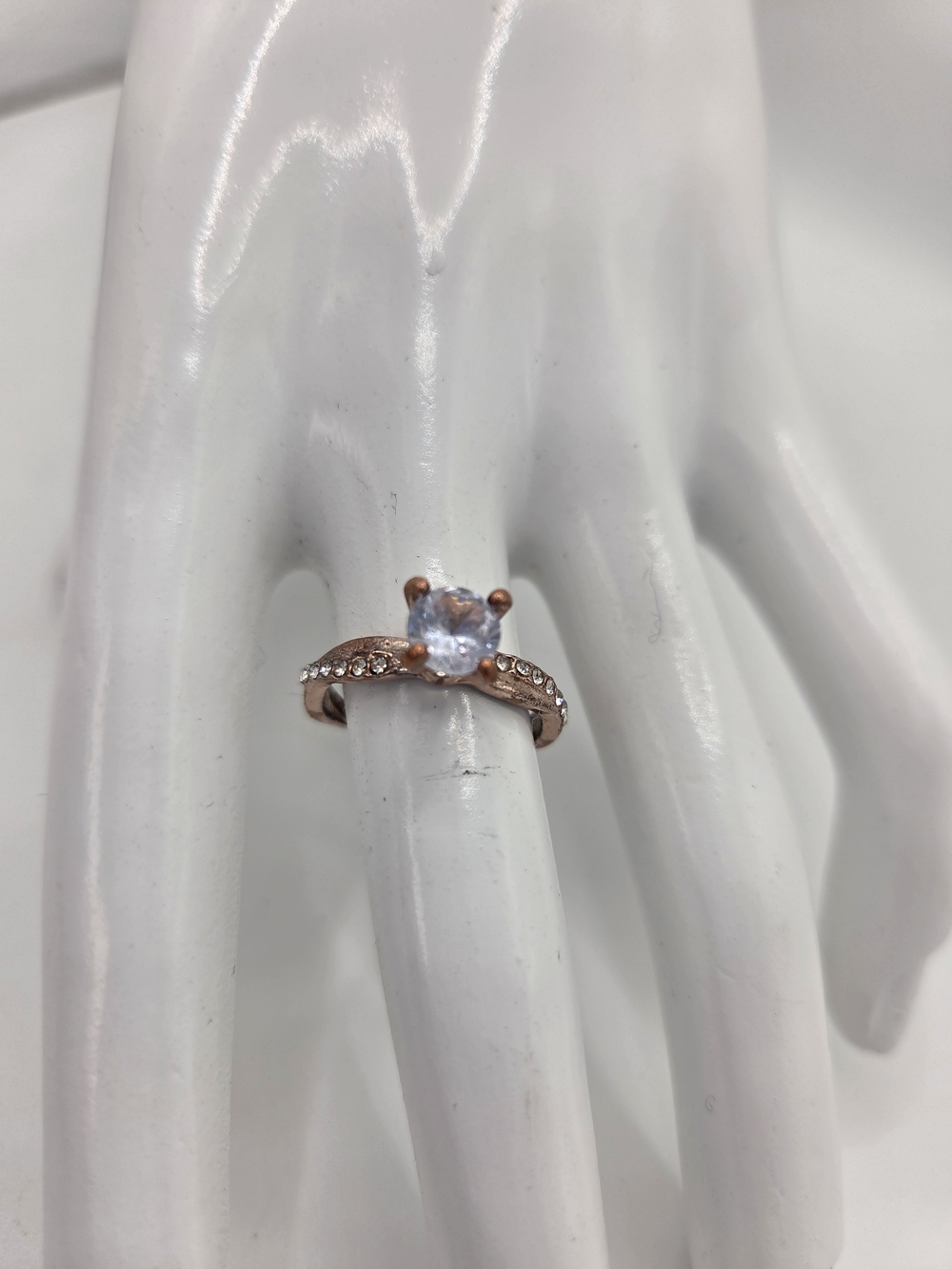 LaMore Designs Rose Gold 1.5ct Swarovski Crystal Solitaire Pavé Band Ring Size 6